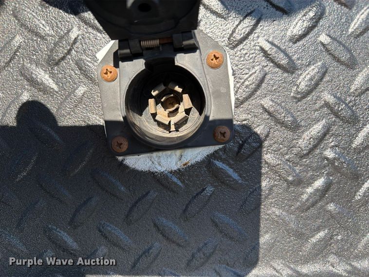 image for item FB5073 2015 Chevrolet Silverado 2500HD Ext. Cab utility bed pickup truck