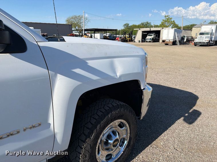 image for item FB5073 2015 Chevrolet Silverado 2500HD Ext. Cab utility bed pickup truck