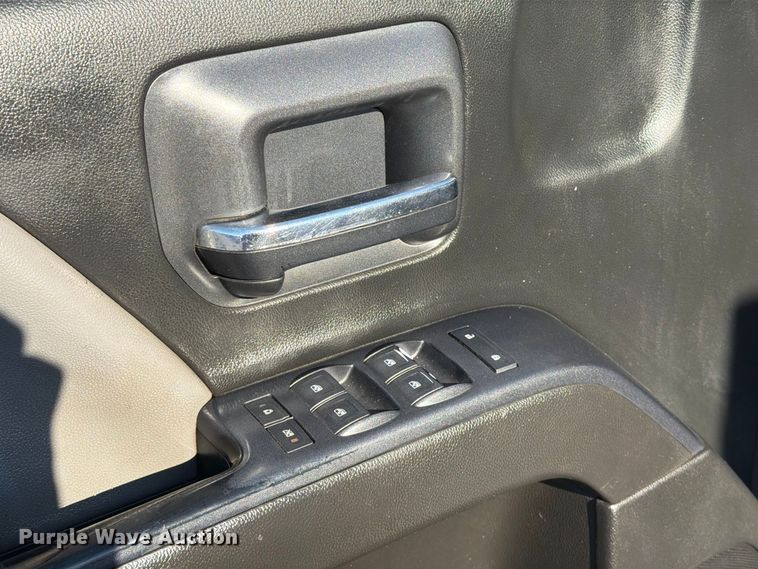 image for item FB5073 2015 Chevrolet Silverado 2500HD Ext. Cab utility bed pickup truck
