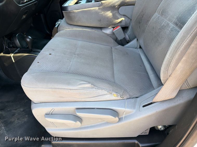 image for item FB5073 2015 Chevrolet Silverado 2500HD Ext. Cab utility bed pickup truck