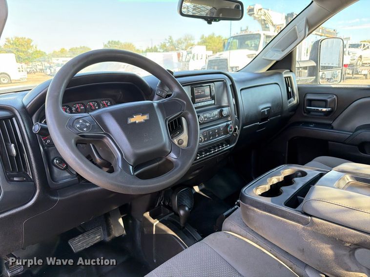 image for item FB5073 2015 Chevrolet Silverado 2500HD Ext. Cab utility bed pickup truck