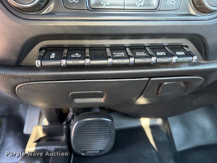image for item FB5073 2015 Chevrolet Silverado 2500HD Ext. Cab utility bed pickup truck