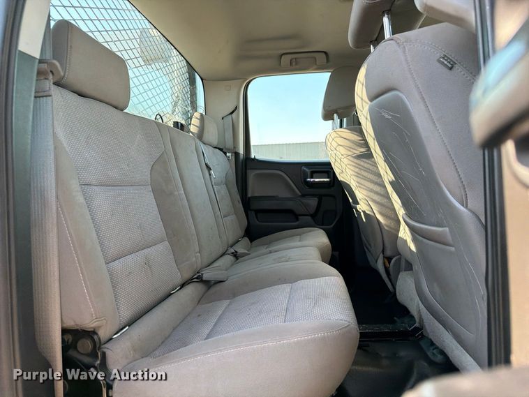 image for item FB5073 2015 Chevrolet Silverado 2500HD Ext. Cab utility bed pickup truck