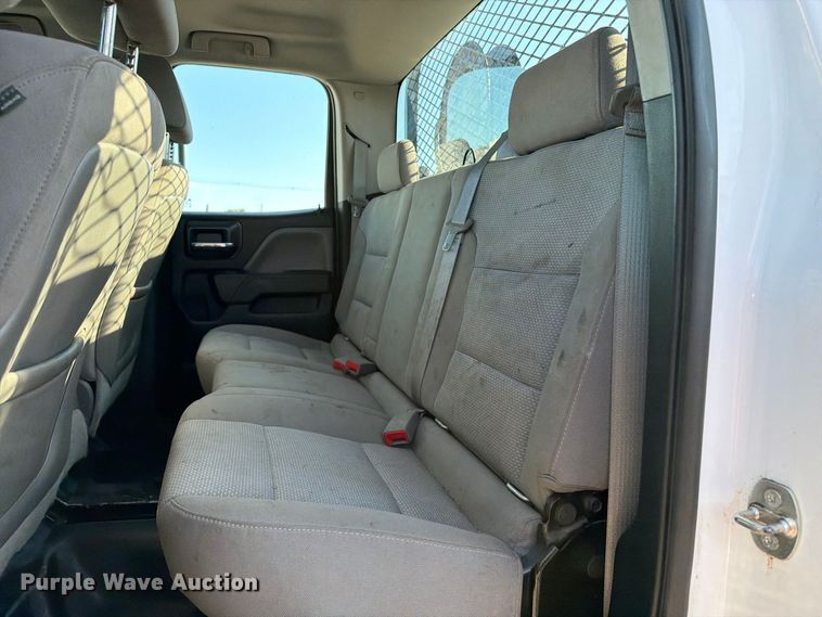 image for item FB5073 2015 Chevrolet Silverado 2500HD Ext. Cab utility bed pickup truck