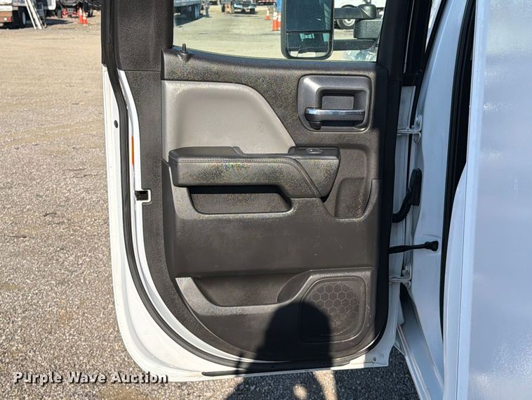 image for item FB5073 2015 Chevrolet Silverado 2500HD Ext. Cab utility bed pickup truck