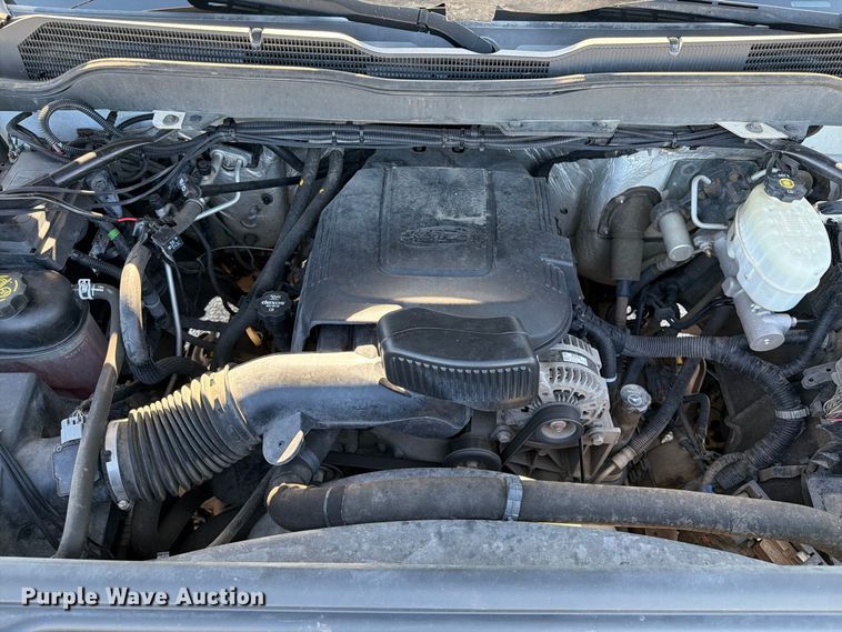 image for item FB5073 2015 Chevrolet Silverado 2500HD Ext. Cab utility bed pickup truck