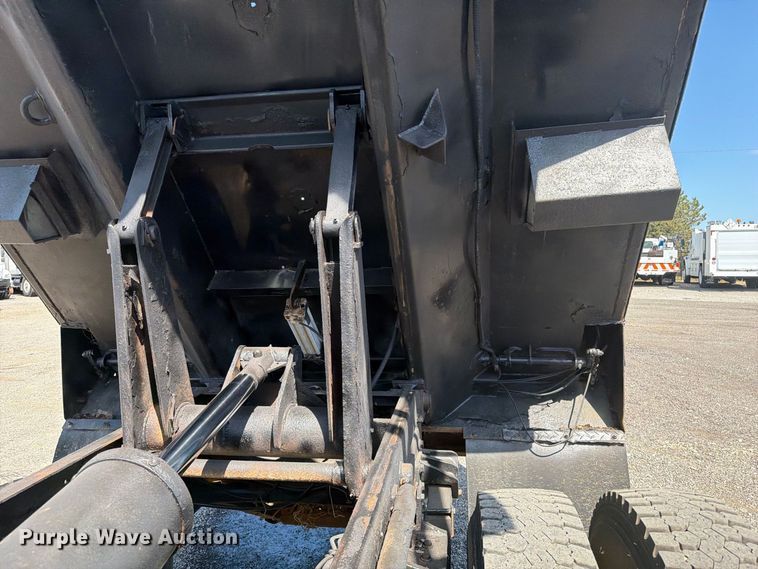 image for item FB5080 2013 International DuraStar 4300 dump truck