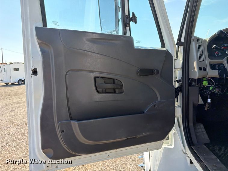 image for item FB5080 2013 International DuraStar 4300 dump truck