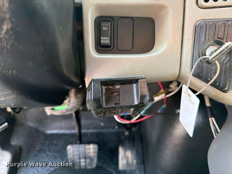 image for item FB5080 2013 International DuraStar 4300 dump truck