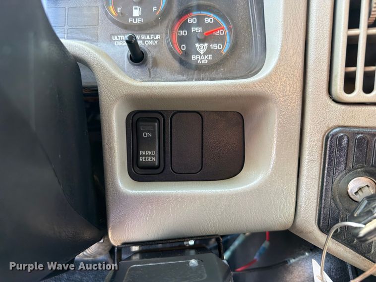 image for item FB5080 2013 International DuraStar 4300 dump truck