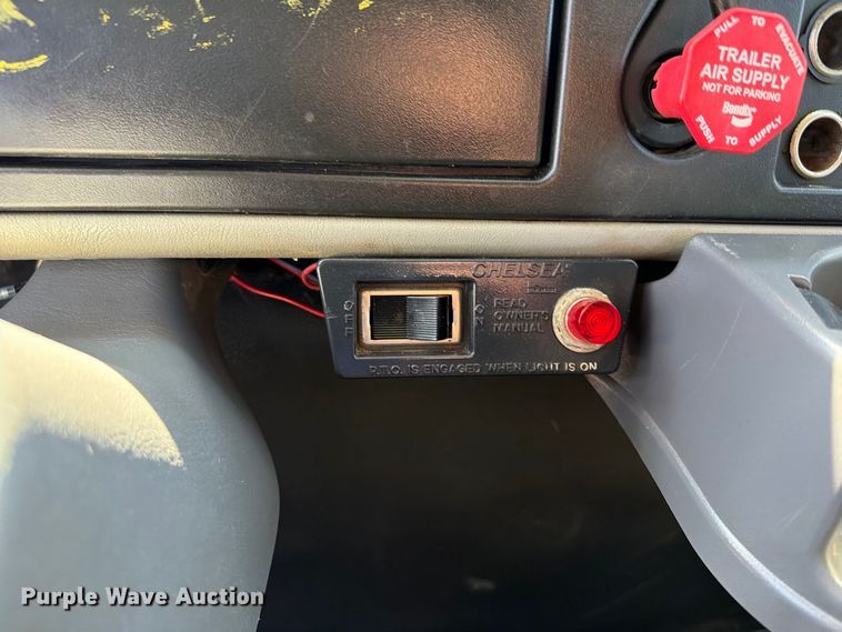 image for item FB5080 2013 International DuraStar 4300 dump truck