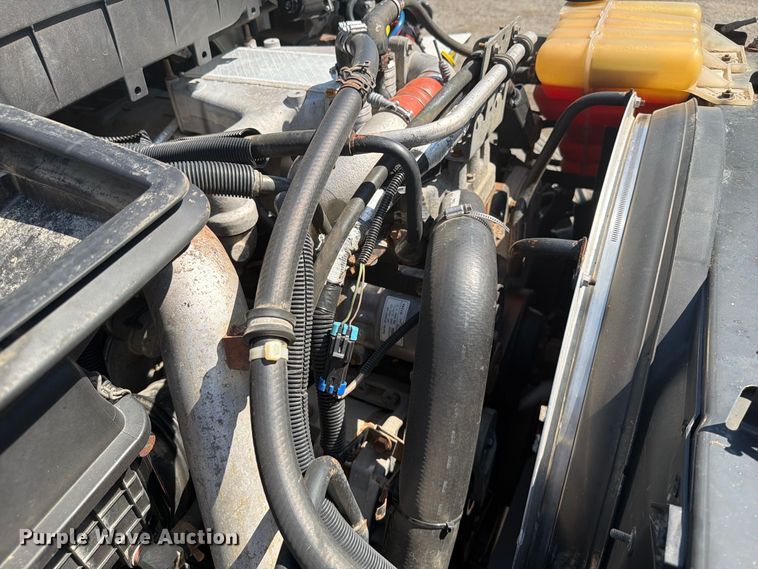 image for item FB5080 2013 International DuraStar 4300 dump truck