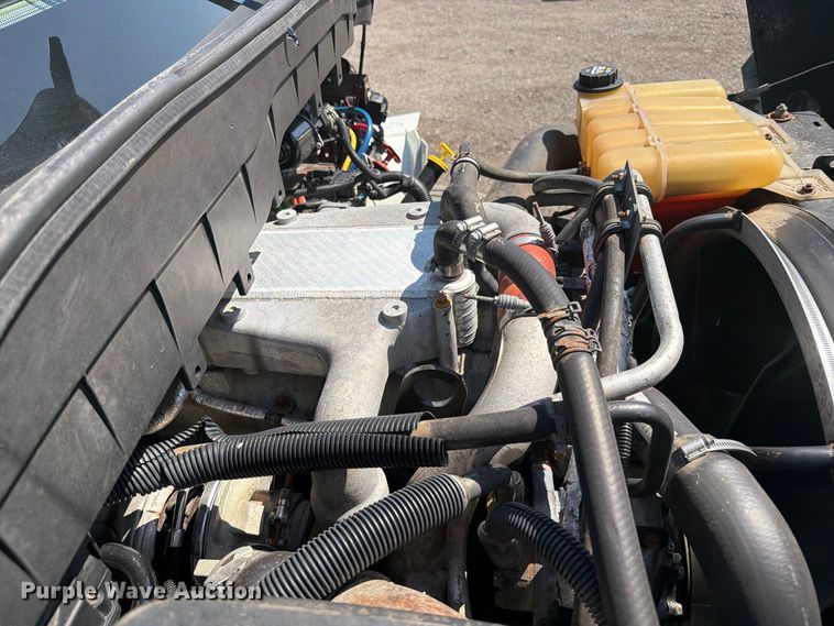 image for item FB5080 2013 International DuraStar 4300 dump truck