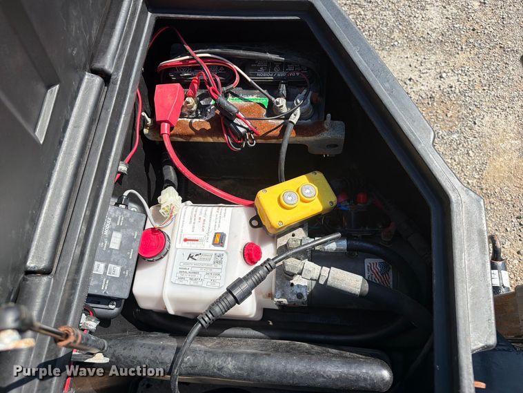 image for item FB5081 2020 Midsota Versadump HV-16 dump trailer