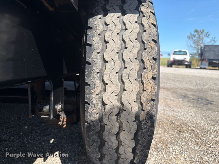 image for item FB5081 2020 Midsota Versadump HV-16 dump trailer