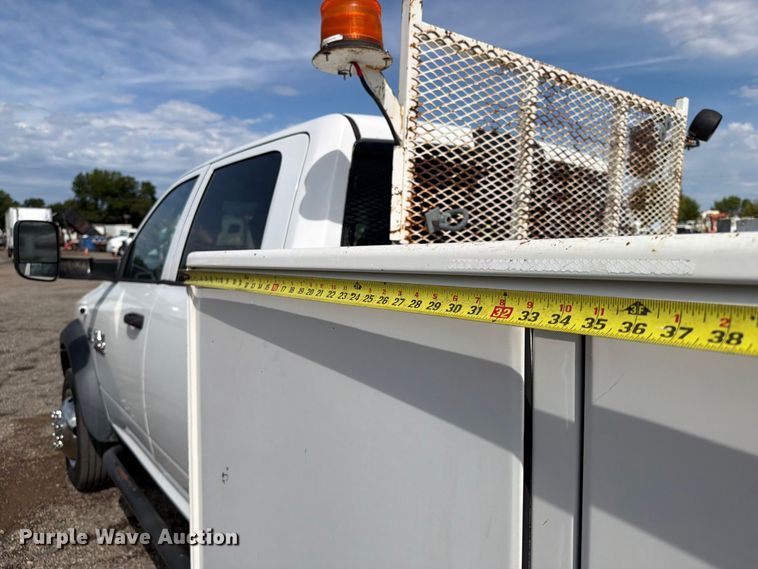 image for item FB5087 2013 RAM 5500 Heavy Duty Crew Cab utility / service truck