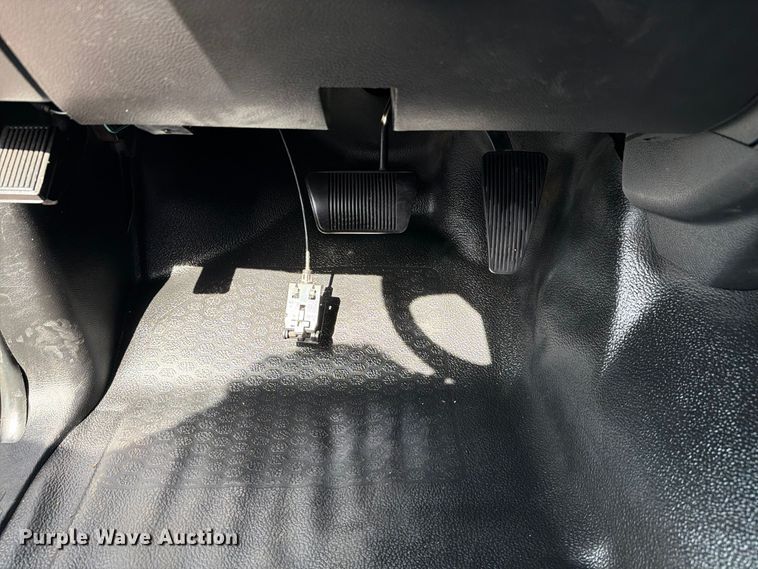 image for item FB5087 2013 RAM 5500 Heavy Duty Crew Cab utility / service truck
