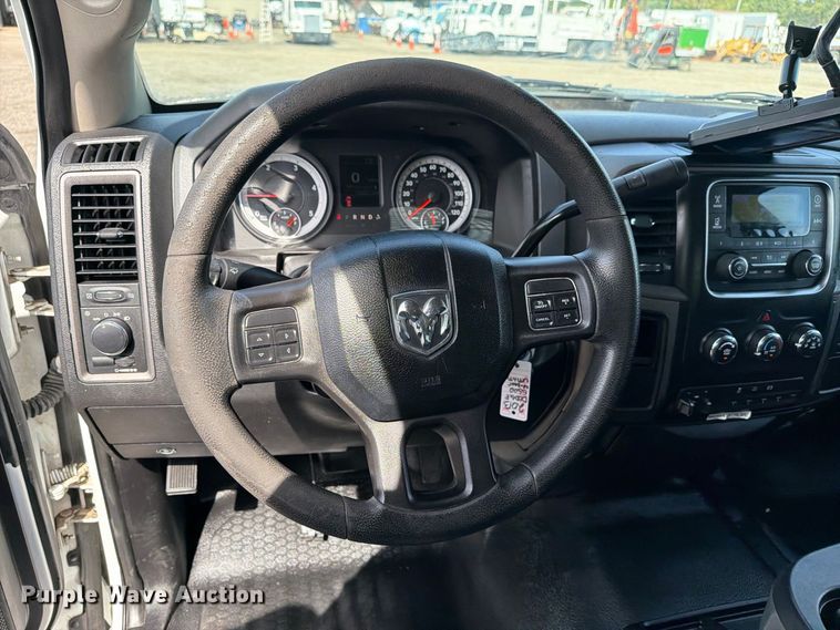 image for item FB5087 2013 RAM 5500 Heavy Duty Crew Cab utility / service truck