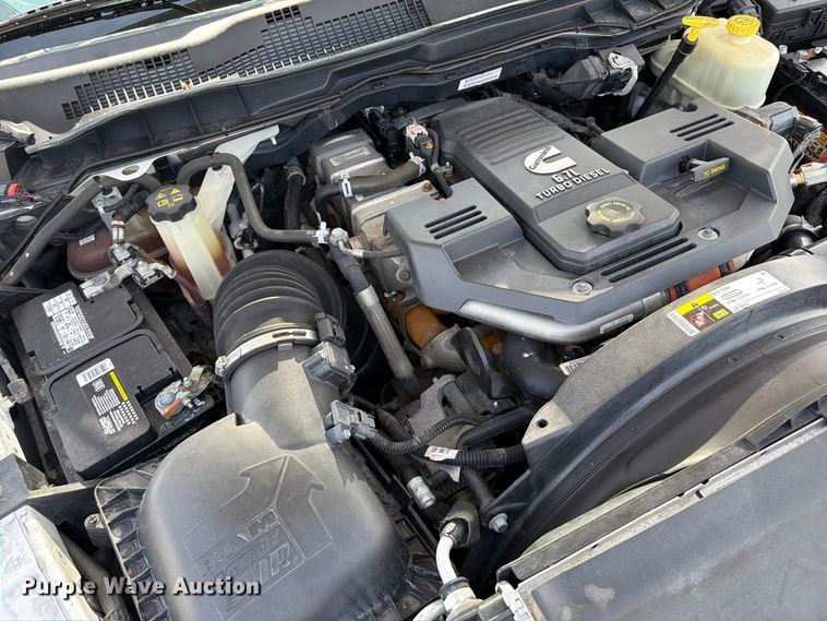 image for item FB5087 2013 RAM 5500 Heavy Duty Crew Cab utility / service truck