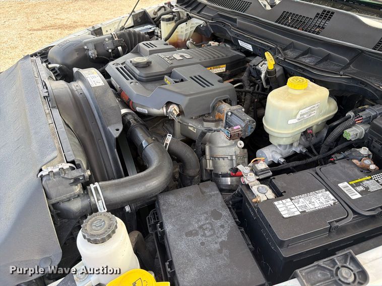 image for item FB5087 2013 RAM 5500 Heavy Duty Crew Cab utility / service truck