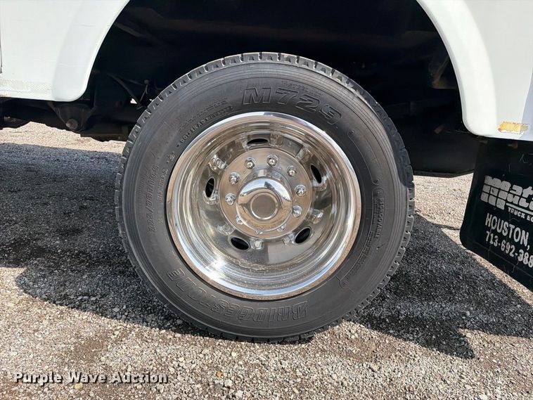 image for item FB5087 2013 RAM 5500 Heavy Duty Crew Cab utility / service truck