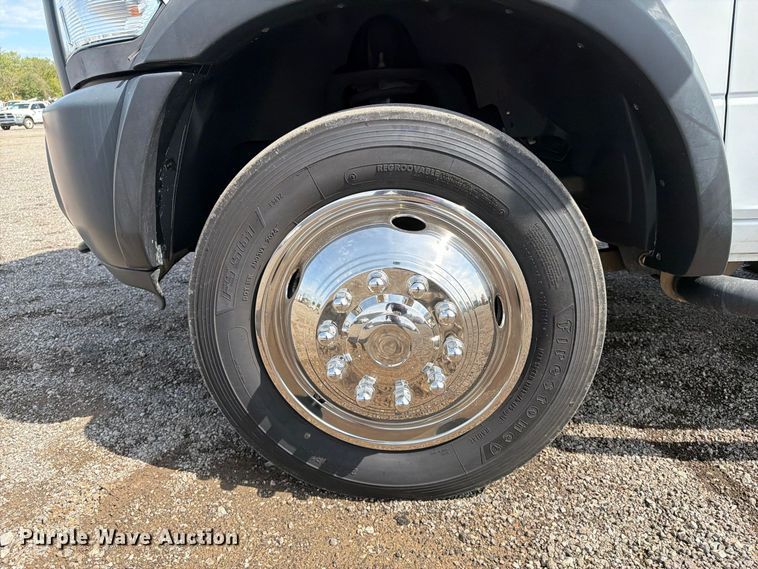 image for item FB5087 2013 RAM 5500 Heavy Duty Crew Cab utility / service truck
