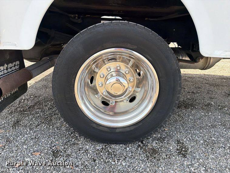 image for item FB5087 2013 RAM 5500 Heavy Duty Crew Cab utility / service truck
