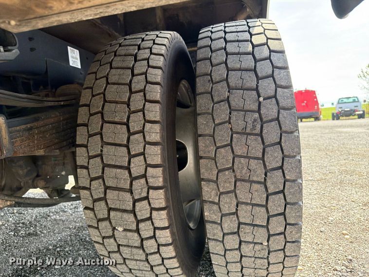 image for item FB5087 2013 RAM 5500 Heavy Duty Crew Cab utility / service truck