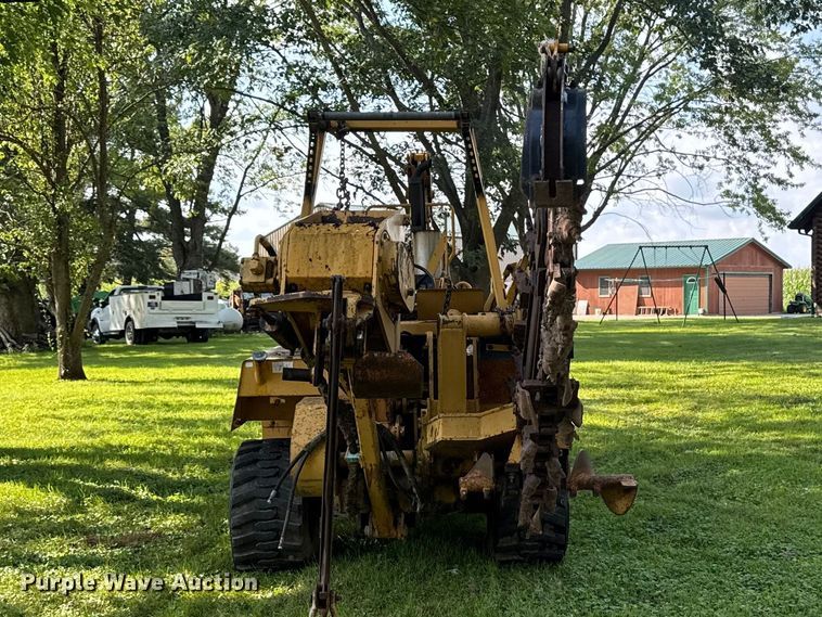 image for item FB5944 Vermeer V-5800 trencher