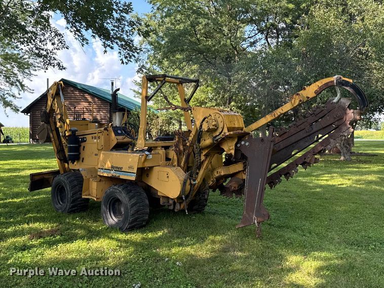 image for item FB5944 Vermeer V-5800 trencher