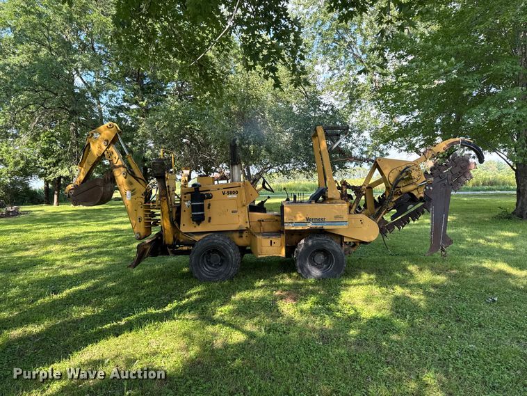 image for item FB5944 Vermeer V-5800 trencher