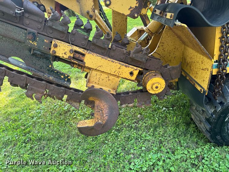 image for item FB5944 Vermeer V-5800 trencher