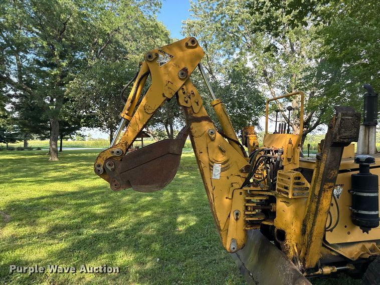 image for item FB5944 Vermeer V-5800 trencher