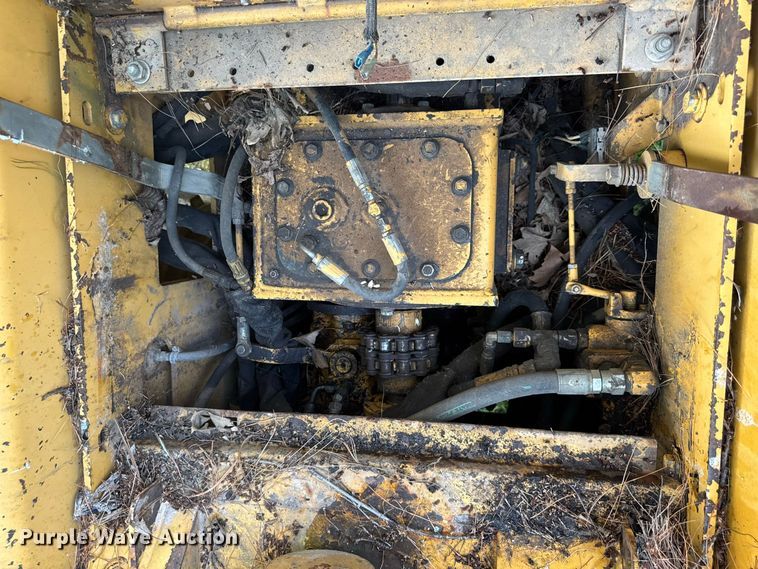 image for item FB5944 Vermeer V-5800 trencher
