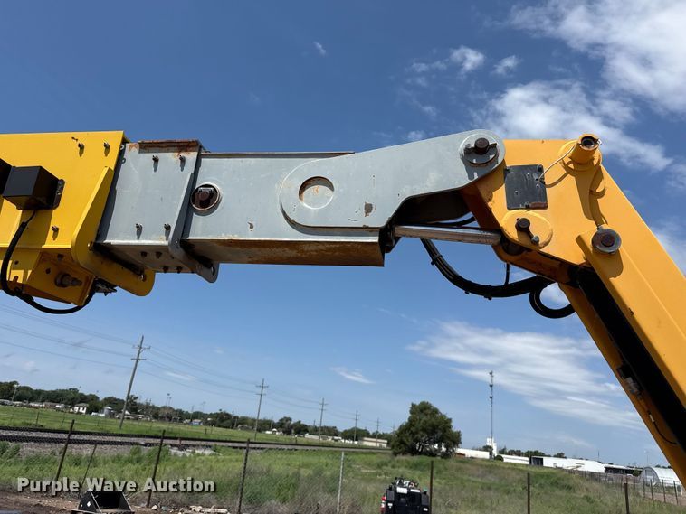 image for item FB6846 2008 Haulotte HA130JRT boom lift