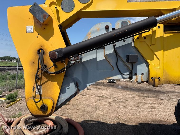 image for item FB6846 2008 Haulotte HA130JRT boom lift