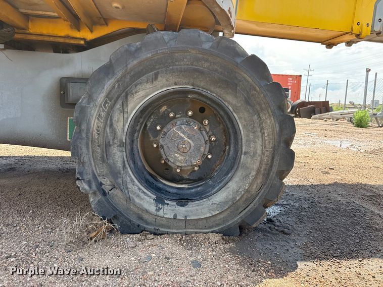 image for item FB6846 2008 Haulotte HA130JRT boom lift