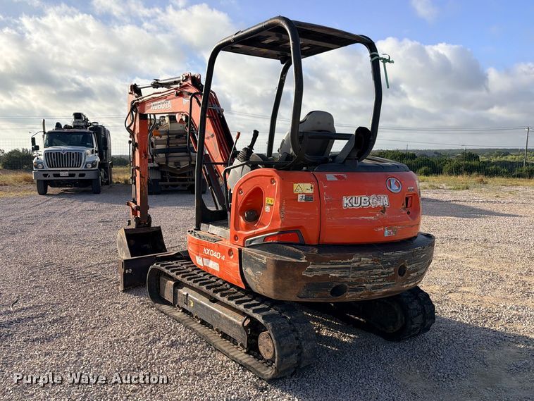 image for item FB8289 2020 Kubota KX040-4 mini excavator