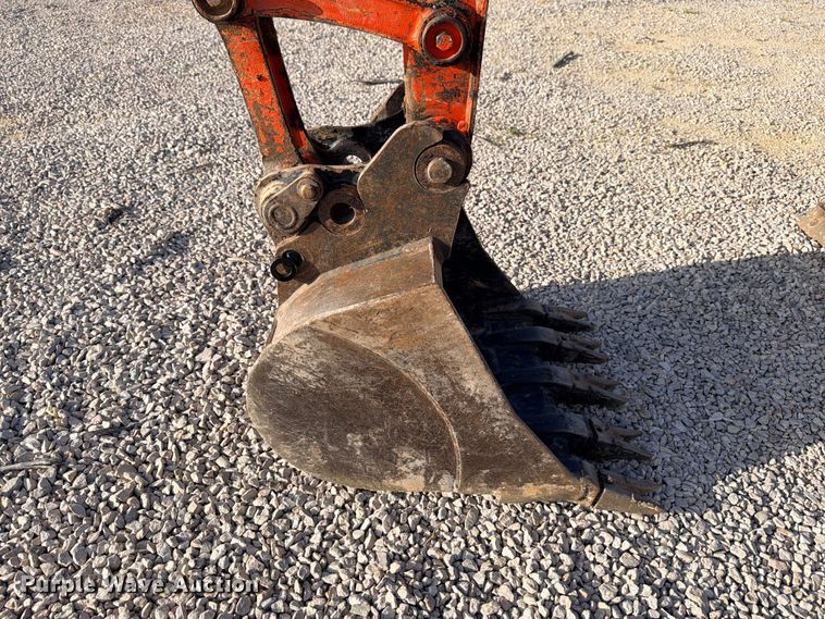 image for item FB8289 2020 Kubota KX040-4 mini excavator