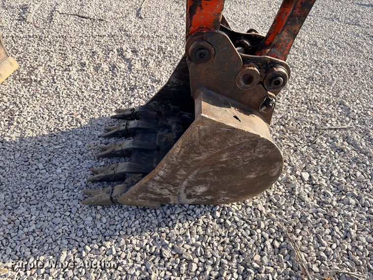 image for item FB8289 2020 Kubota KX040-4 mini excavator