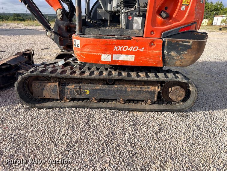image for item FB8289 2020 Kubota KX040-4 mini excavator