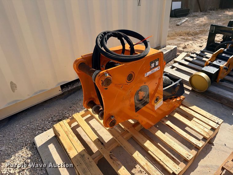 image for item FB8294 2025 Wolverine EHP-11-8T hydraulic pulverizer
