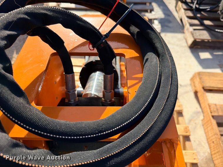 image for item FB8294 2025 Wolverine EHP-11-8T hydraulic pulverizer