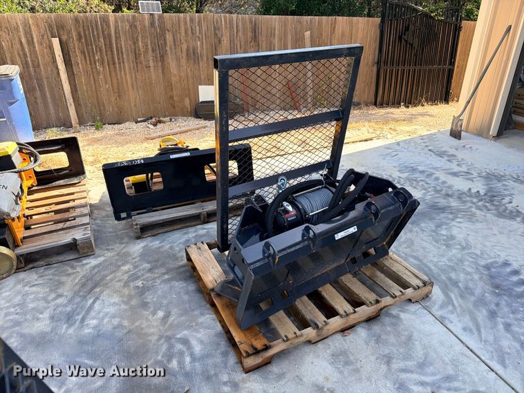 image for item FB8299 2025 LandHonor FW-13-15000G skid steer winch