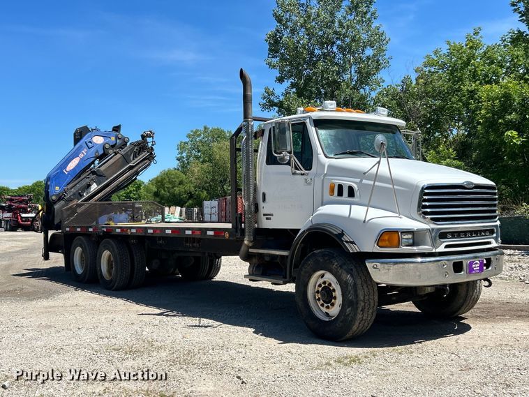 image for item FC2737 2005 Sterling Truck L9500 Series crane truck