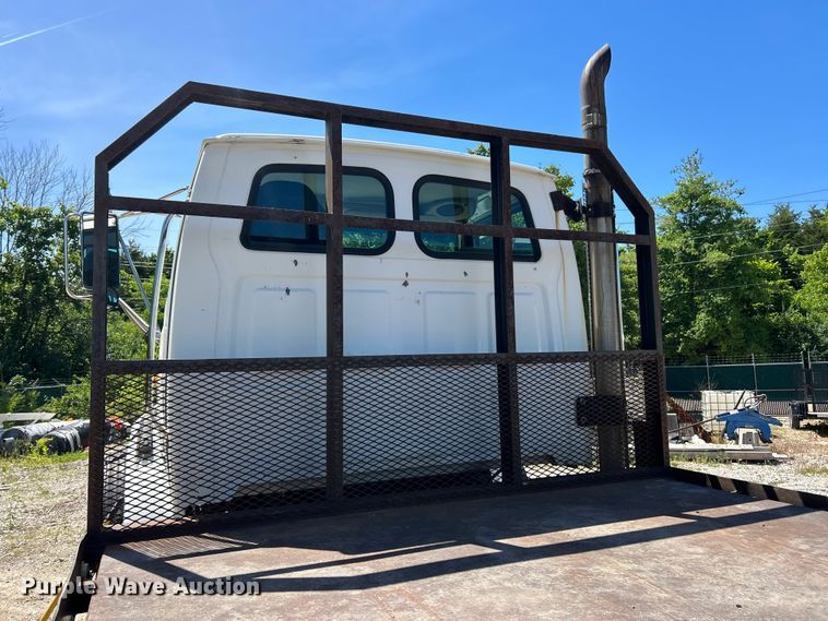 image for item FC2737 2005 Sterling Truck L9500 Series crane truck