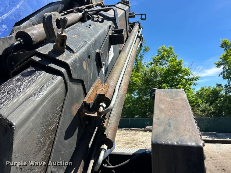 image for item FC2737 2005 Sterling Truck L9500 Series crane truck