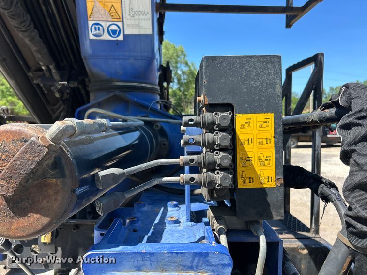 image for item FC2737 2005 Sterling Truck L9500 Series crane truck