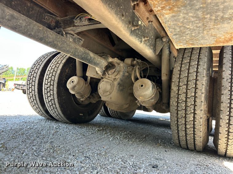 image for item FC2737 2005 Sterling Truck L9500 Series crane truck