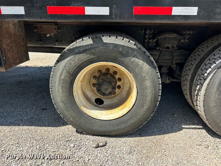 image for item FC2737 2005 Sterling Truck L9500 Series crane truck